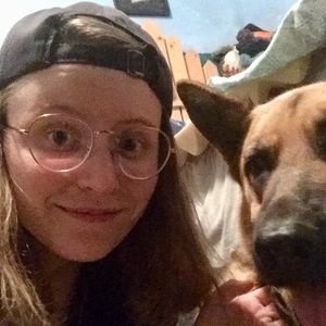 Meet your Posher, Leah